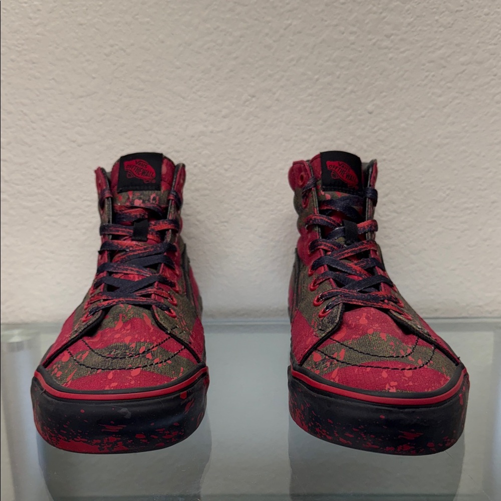 Vans X House of Terror Sk8-Hi “The Nightmare on Elm Street “ size 10